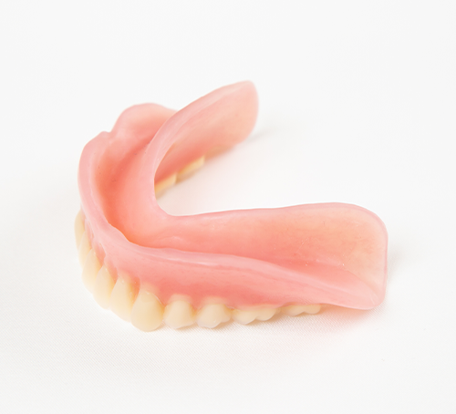 入れ歯の種類01_レジン床義歯